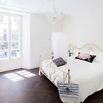 Alessia's Place 4*