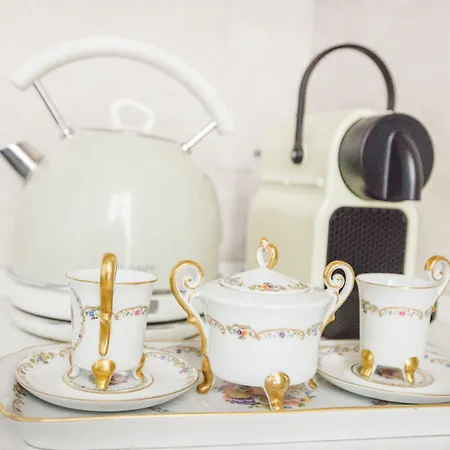 بيت ضيافة أليسياس بليس 4*