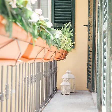 Alessia's Place 2* Como