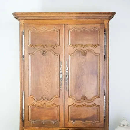 阿列西亚公寓 4*