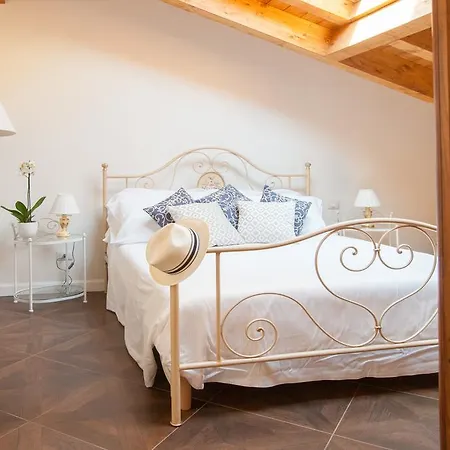 阿列西亚公寓 招待所 科莫